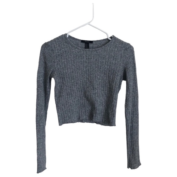 Forever 21 Tops - FOREVER 21 gray knit lettuce edge long sleeve crew neck minimalist crop top